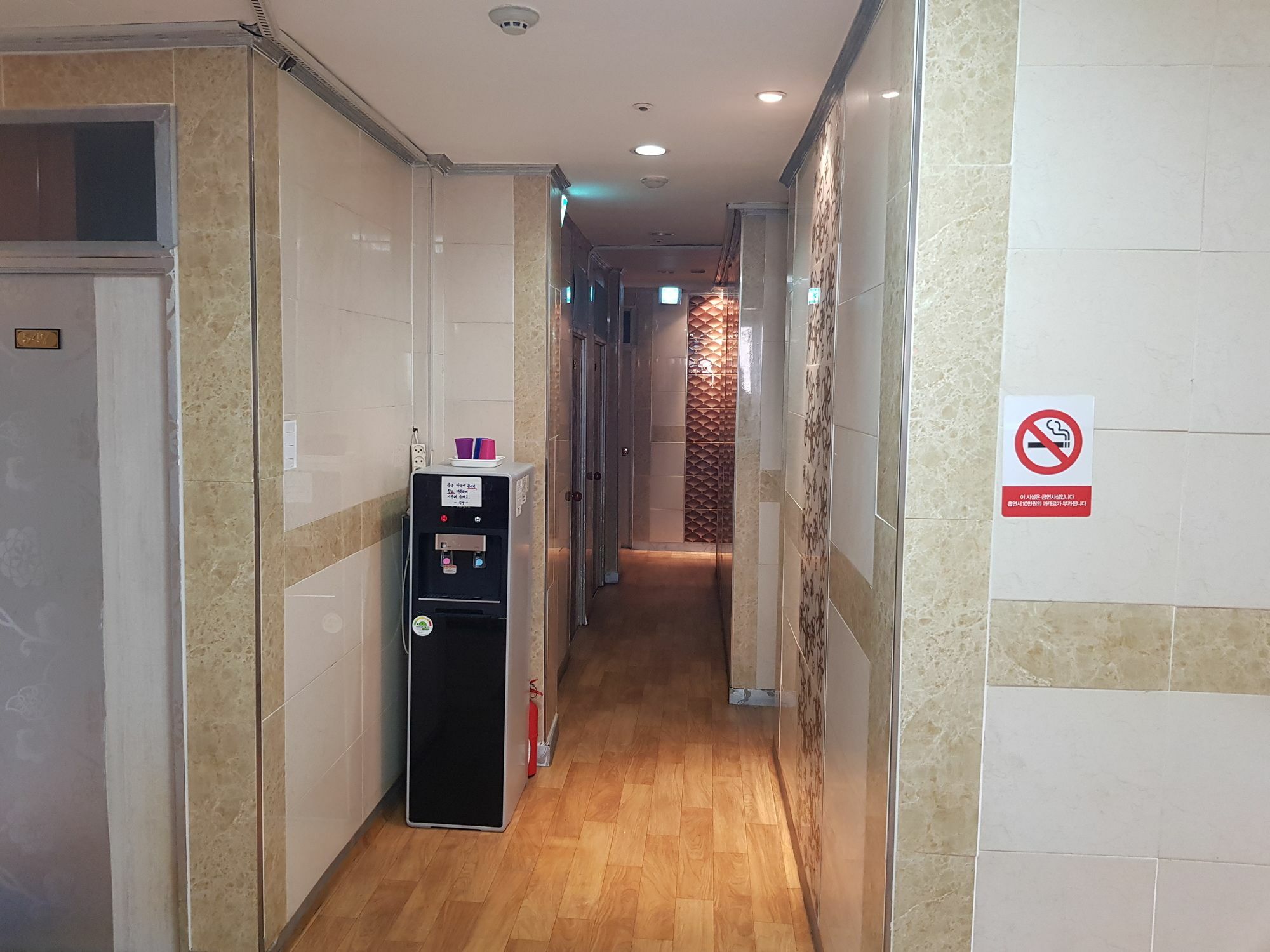 Songpa Hostel